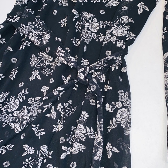 A. Byer Shift Dress Floral 3/4 Sleeve Navy Blue & White - Picture 6 of 7